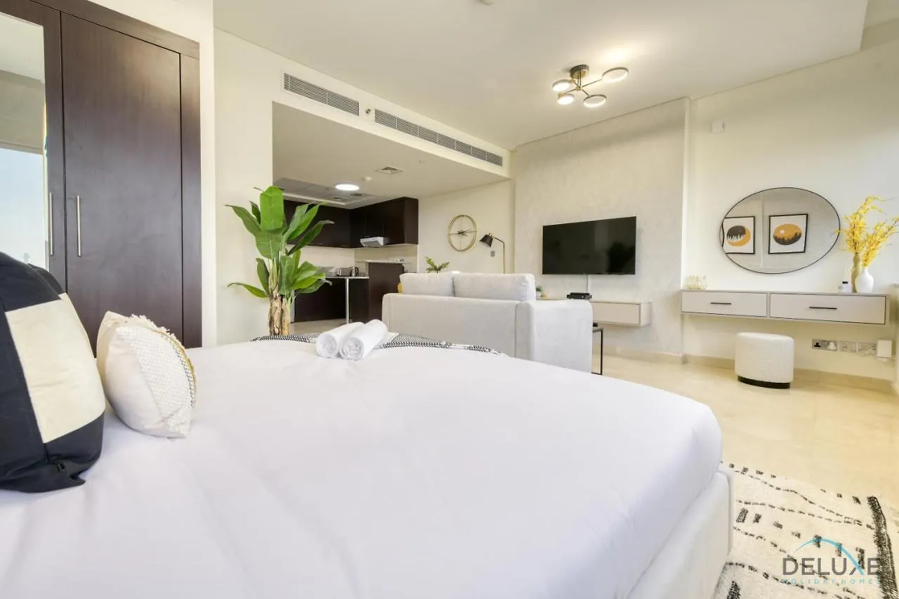 Refreshing Studio At Sky Gardens Difc By Deluxe Holiday Homes Dubai