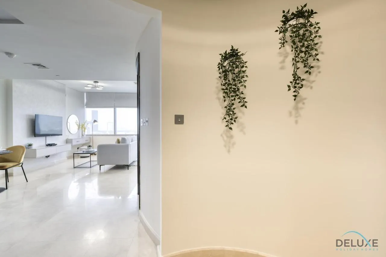 Refreshing Studio At Sky Gardens Difc By Deluxe Holiday Homes Dubai