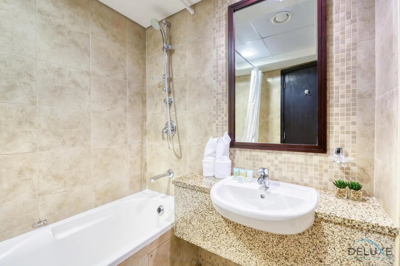 Refreshing Studio At Sky Gardens Difc By Deluxe Holiday Homes Dubai